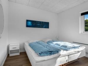 Holiday Home Eloise - 50m to the fjord by Interhome