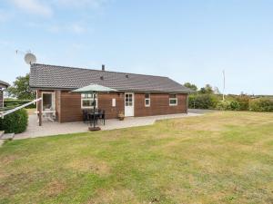 Holiday Home Kimi - 800m from the sea by Interhome