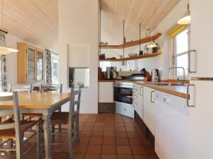 Holiday Home Nille - 100m from the sea by Interhome