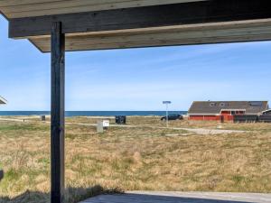 Holiday Home Tjarko - 150m from the sea by Interhome