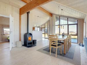 Holiday Home Tjarko - 150m from the sea by Interhome