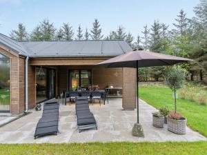 Holiday Home Tilke - 400m from the sea by Interhome