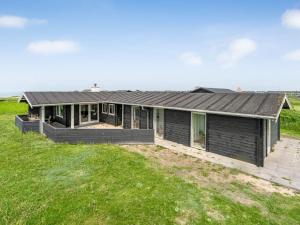Holiday Home Sinnika - 75m from the sea by Interhome