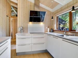 Holiday Home Kali - 900m to the inlet by Interhome