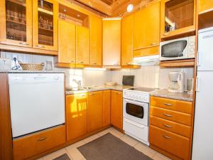 Holiday Home Saunaharju 7 by Interhome