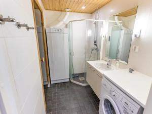 Holiday Home Nordic chalet 9402 by Interhome