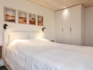 Holiday Home Hroswitha - 100m from the sea by Interhome