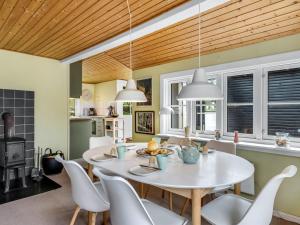 Holiday Home Ljuba - 700m from the sea by Interhome