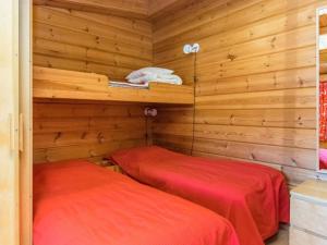 Holiday Home Metsänpirtti 2 by Interhome