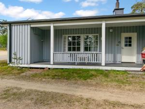Holiday Home Saariseläntie 8 e 2 äijälä by Interhome