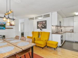 Holiday Home Saariseläntie 8 e 2 äijälä by Interhome