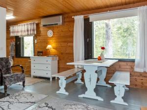 Holiday Home Mäkitupa by Interhome