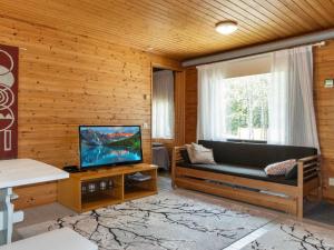 Holiday Home Mäkitupa by Interhome