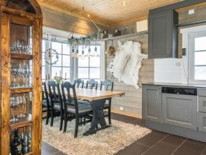 Holiday Home Saanaloma by Interhome