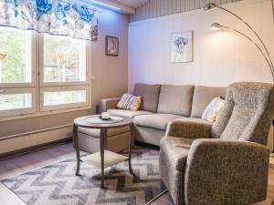 Holiday Home Lomakatti 6b by Interhome