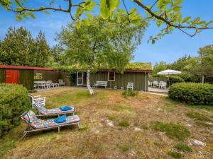 Holiday Home Sisko - 800m from the sea by Interhome