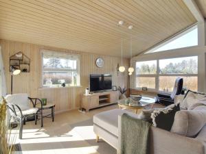 Holiday Home Fridhild - 875m from the sea by Interhome