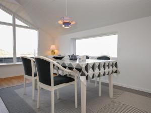 Holiday Home Hilmer - 250m from the sea by Interhome