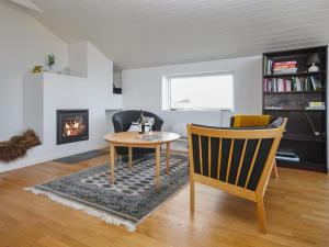 Holiday Home Hilmer - 250m from the sea by Interhome