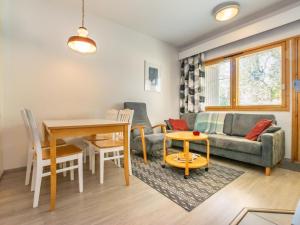 Holiday Home Lomariekko 6 a 4 pikkuriekko by Interhome