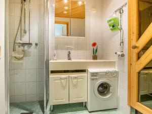 Holiday Home Lomariekko 6 a 4 pikkuriekko by Interhome