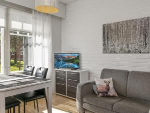 Holiday Home Moitakuru d35 by Interhome