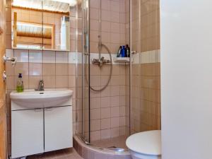 Holiday Home Metsänpirtti 3 by Interhome