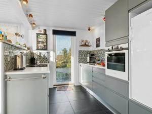 Holiday Home Annesette - 300m from the sea by Interhome