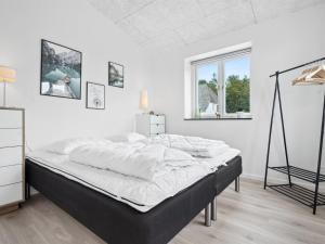 Holiday Home Landuin - 30km from the sea by Interhome