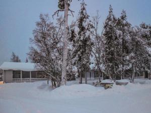 Holiday Home Saariseläntie 8 e 3 by Interhome