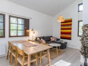 Holiday Home Saarihely a1 by Interhome