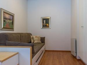 Holiday Home Saariseläntie 8 b 7 by Interhome