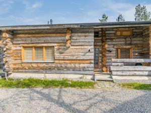 Holiday Home Waskooli saaga by Interhome