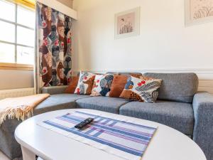 Holiday Home Teerenpesue g 61 by Interhome