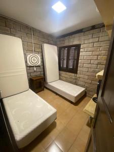 Casa de Pedra 02 Quadras Praia