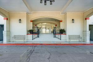 Sunrise Oceanview Escape and Pool in N Topsail Beach