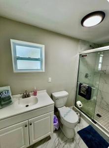 Chic renovated studio Apt