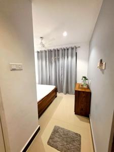 The Layover Lounge - Airport Transit Hotel