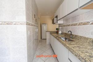 Apartamento em Praia Grande com Vista da Montanha