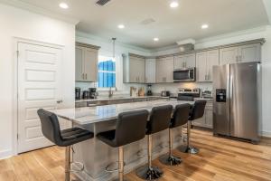 Blue Heaven - 107 Ryan Ct