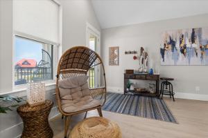 Cast Away - 2114 Bienville