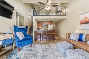 Clearwater Golden Escape on Lake Hamilton condo