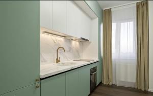 Vespera Capitalis - The city becomes luxury