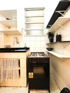 Charmoso Apê no Posto 6 de Copacabana