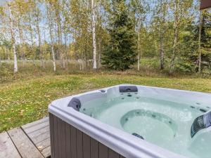 Holiday Home Vidnäs 5 by Interhome