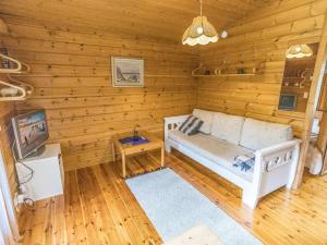 Holiday Home Vidnäs 5 by Interhome