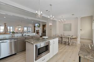 Dauphin Pearl - 308 Quivira