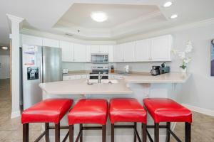 Phoenix IX 804 condo