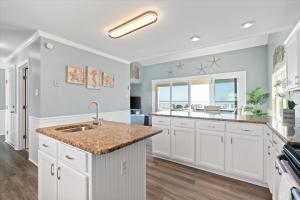 Easy Breezy - 2624 Bridgeview