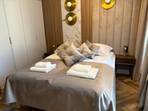 Family & Business Apartments Sienkiewicza Wesoła No 7 Centrum Downtown - PREMIUM SPA - 1 Bedroom with Private Sauna and Jacuzzi